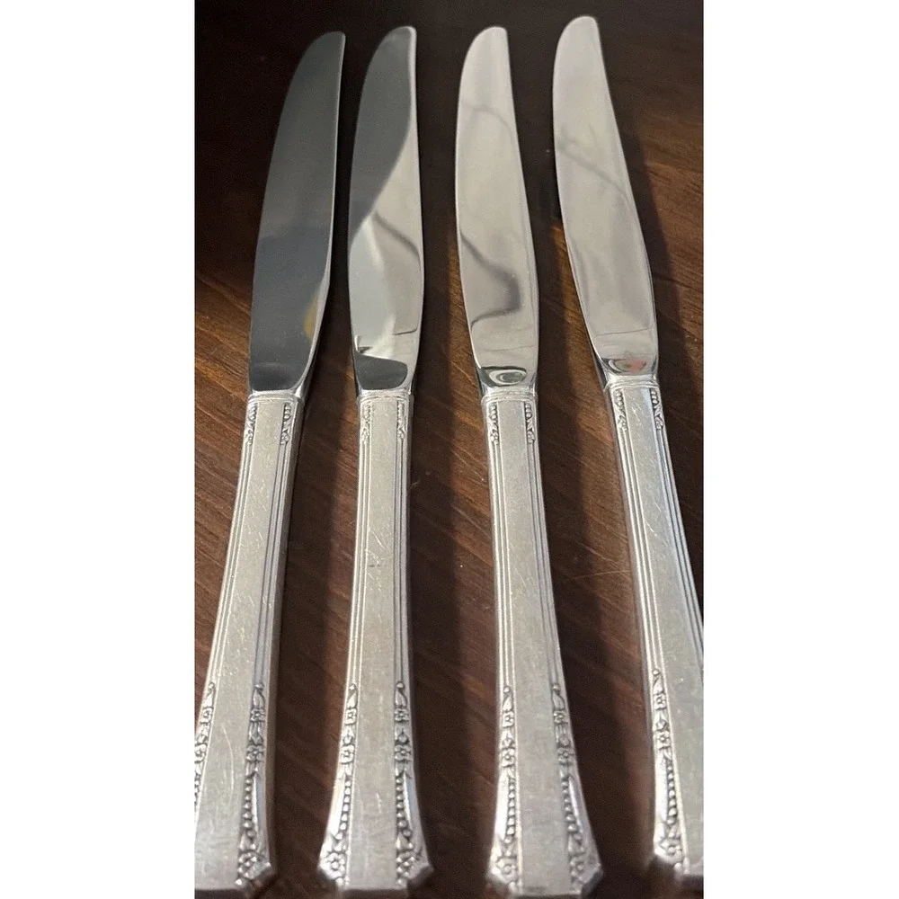1881 Roger's Floral Queen Dinner Knives Set 4 Silverplate Handle Stainless Blade